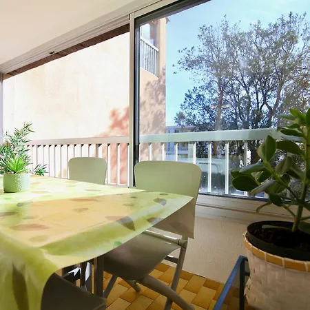 Apartament Capri Confort Bord De